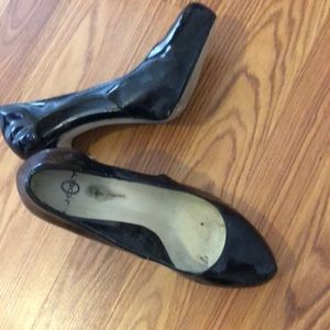 Joey - size 8 high heels $10